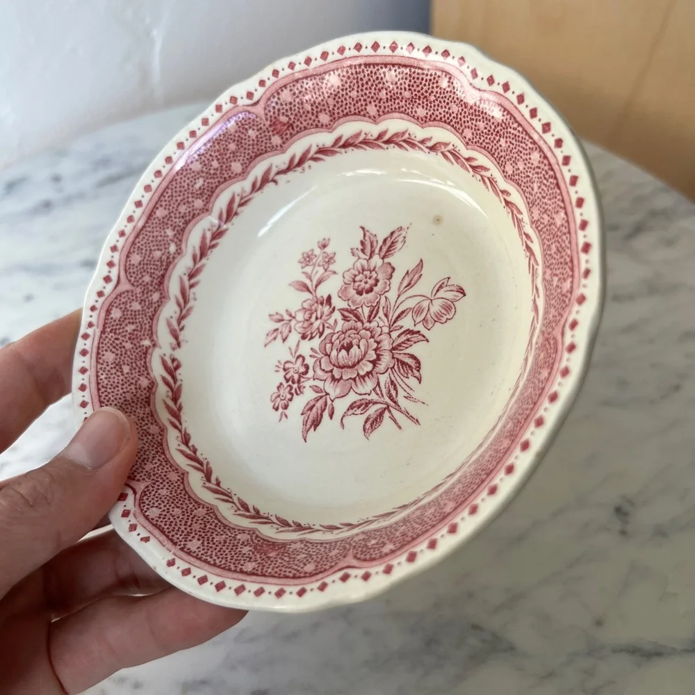 Avon Grindley England small earthenware bowl red white pink vintage